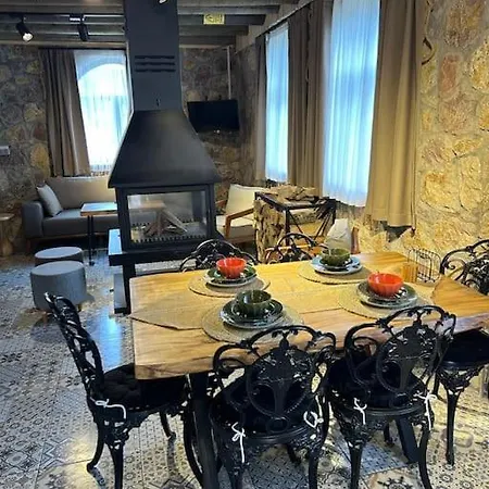 Villa Araste Tas Konak
